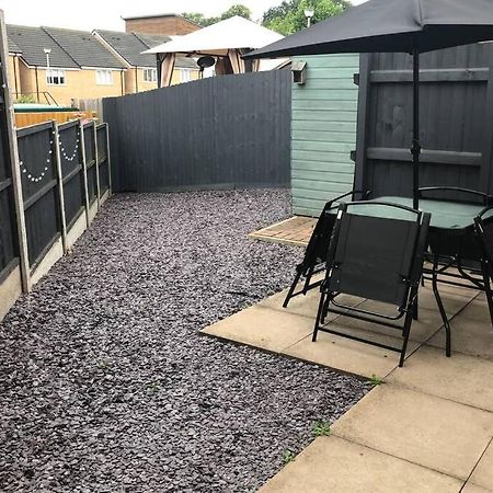 Dudley House **Staycation & Contractors** Sleeps 7 Типтън Екстериор снимка